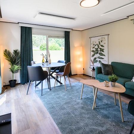 Chalet Met Eigen Tuin Aan De Veluwse Bosrand Putten Buitenkant foto