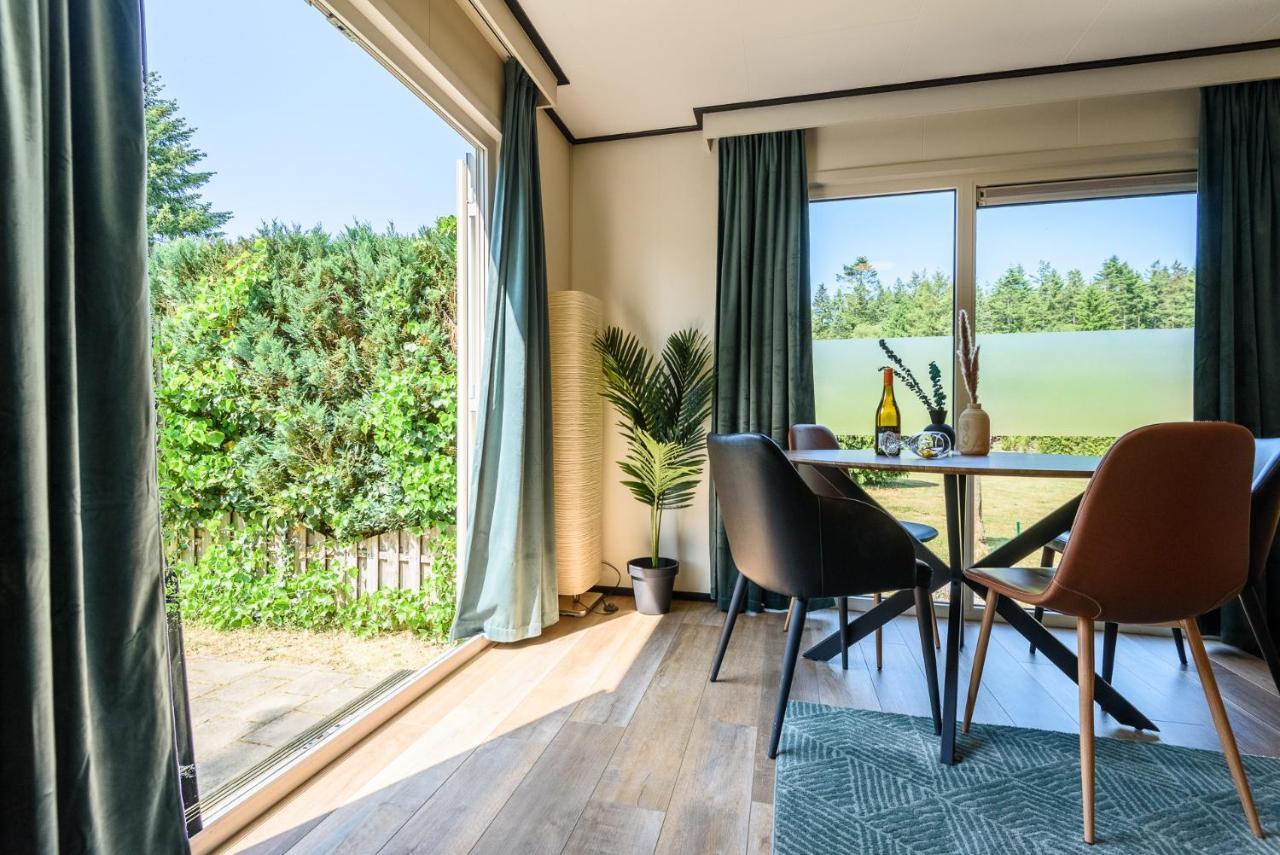Chalet Met Eigen Tuin Aan De Veluwse Bosrand Putten Buitenkant foto